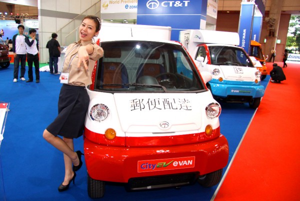 091022-tokyo-motor-show-2009-general-138