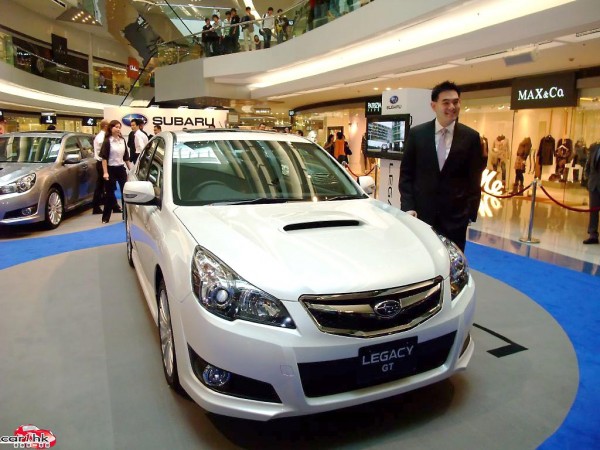 091105-subaru-legacy-press02