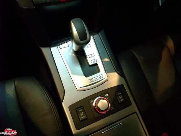 091105-subaru-legacy-press07