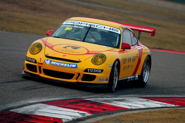 091109-porsche-race-carrera-cup