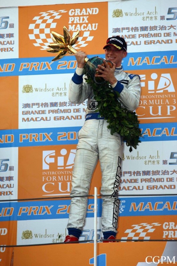 091122-macau-grandprix-f3-a