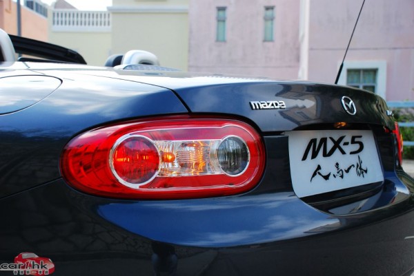 deep-review-mazda-mx5-2010-08