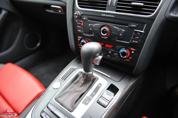 2010-audi-s4-avant-p2-13