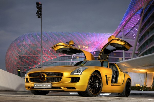 Mercedes-Benz SLS AMG "Desert-Gold"