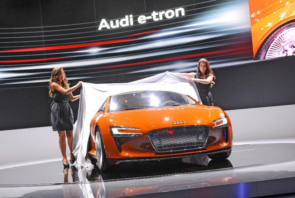 la-auto-show-2009-audi-e-tron-01