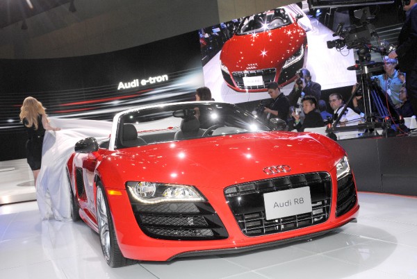 la-auto-show-2009-audi-r8-02