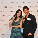 陳法拉試玩迷你輕巧的 HTC Aria