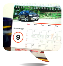私家車主入油送 Car1.hk 2012 座檯月曆