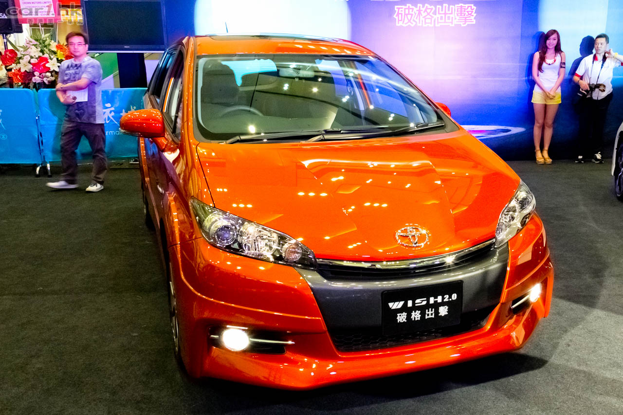 Toyota wish обзор