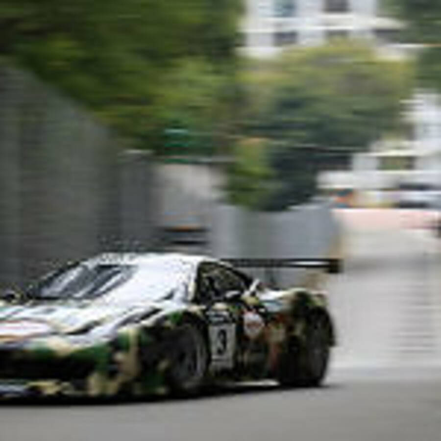 2012 澳門格蘭披治 GT 盃：迪加拉斯摘取初步杆位