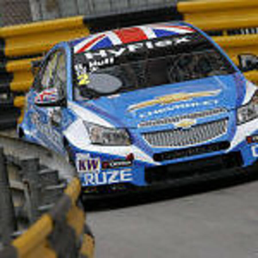 2012 澳門格蘭披治 FIA 世界房車錦標賽排位賽：侯夫贏取澳門杆位