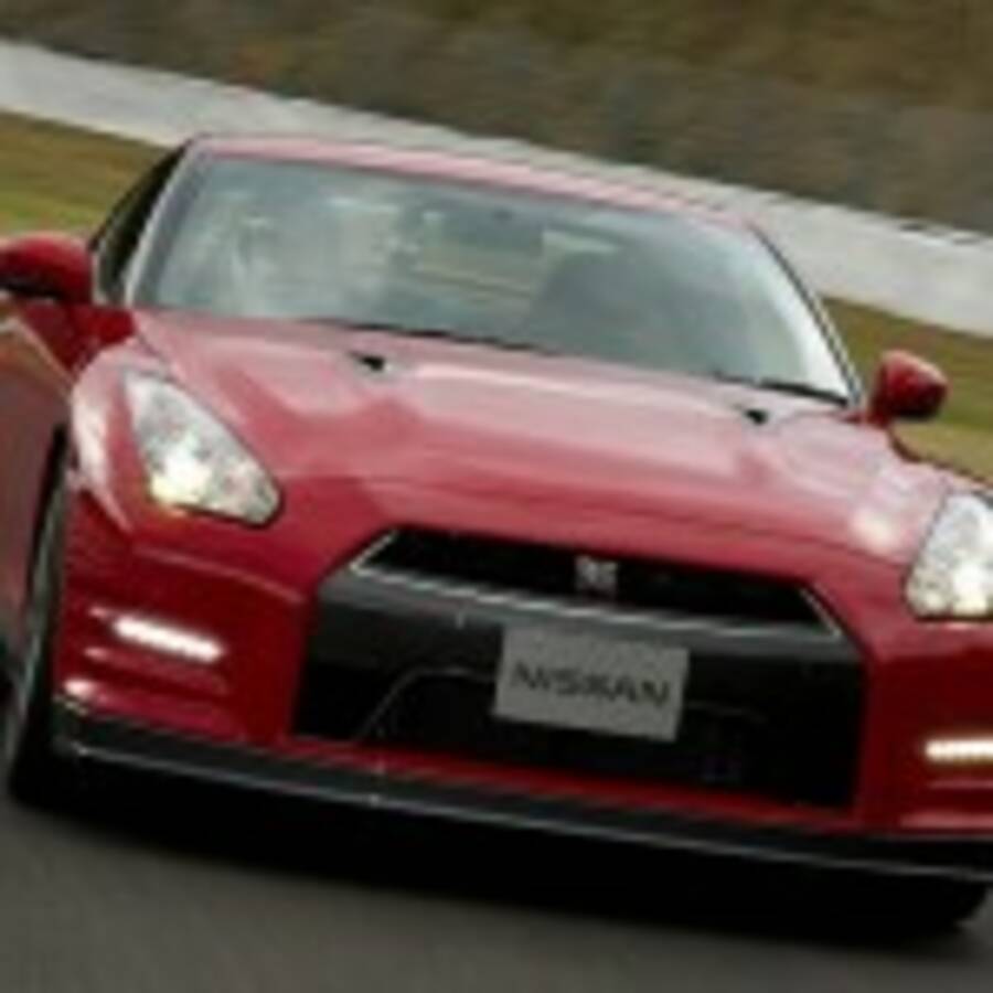 Nissan 2013 年式 NISSAN GT-R 紐布靈北賽道 7 分 18 秒 06 刷新自身記錄 Nissan 2013 年式 NISSAN GT-R 紐布靈北賽道 7 分 18 秒 06 刷新自身記錄