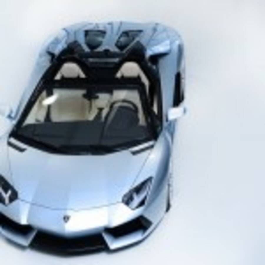 極致戶外體驗 Lamborghini 發布 Aventador LP 700-4 開篷版