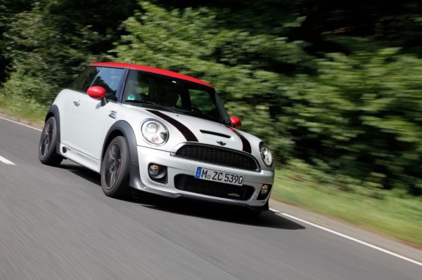 mini-john-cooper-works-paceman-04