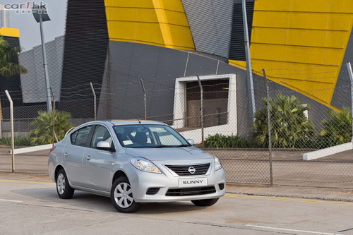 nissan-sunny-2013-review-01