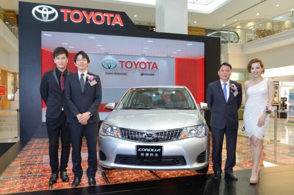 toyota-corolla-2013-01