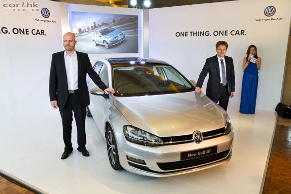 vw-the-new-golf-launch-2013-001