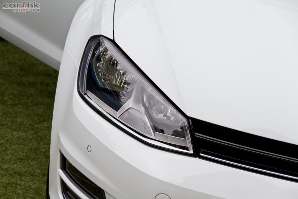 vw-the-new-golf-launch-2013-005