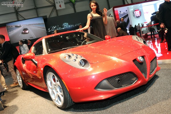 2013-geneva-alfa-romeo-4c-11