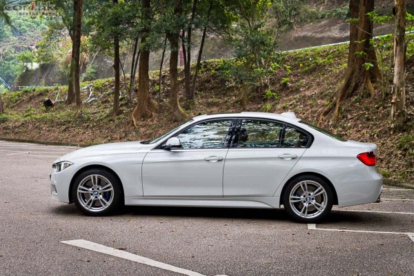 bmw-328i-m-package-2013-review-08