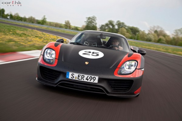 porsche-918-news-01