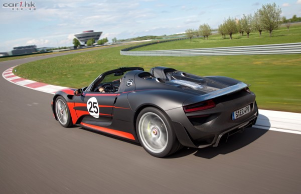 porsche-918-news-03