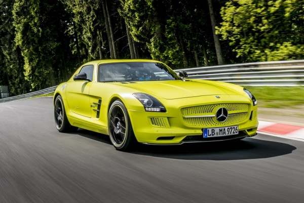 Mercedes-Benz-SLS-AMG-Coupé-Electric-Drive-1[2]