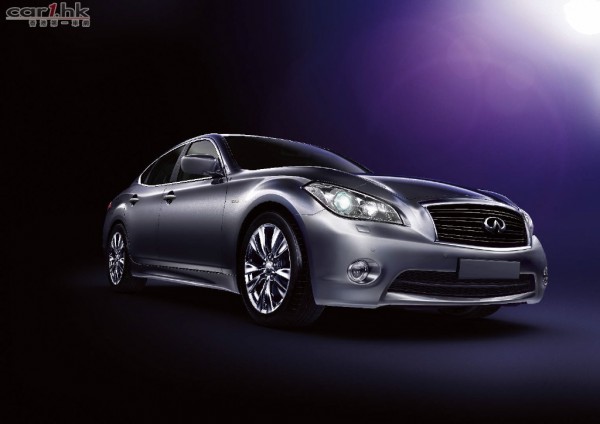 Infiniti_M25