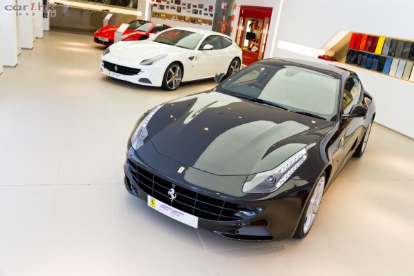 ferrari-ff-option-01