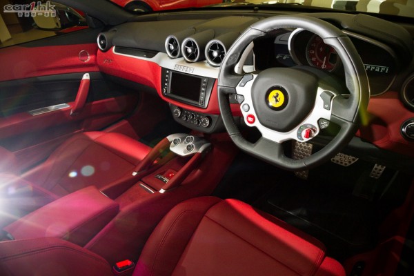 ferrari-ff-option-09