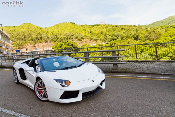 lamborghini-aventador-lp-700-4-review-2013-01