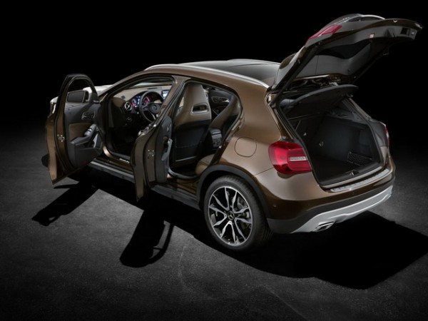 2014_mercedes-benz_gla-18