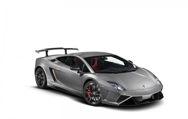 LP-570-4-Squadra-Corse-1