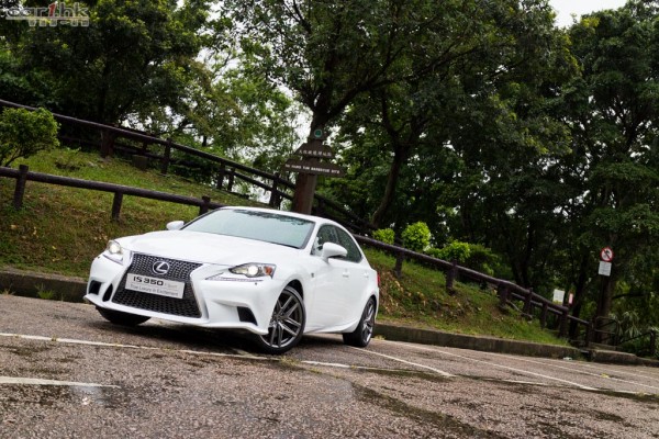 lexus-is350f-review-2013-01