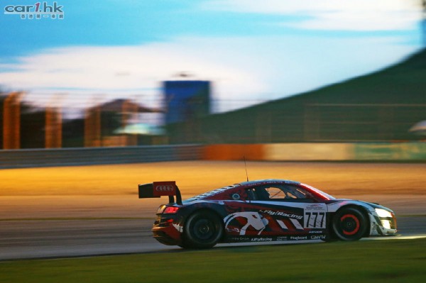 audi-r8-lms-round7-8-hk-05