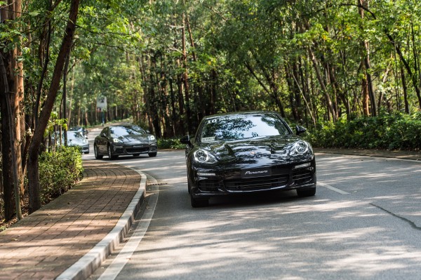 porsche-panamera-2013-05