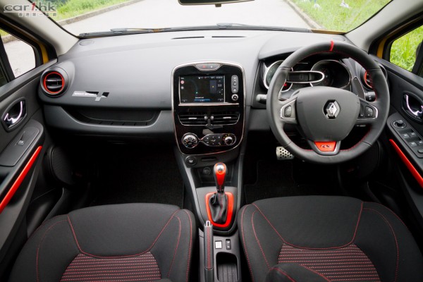 renault-clio-rs-review-32