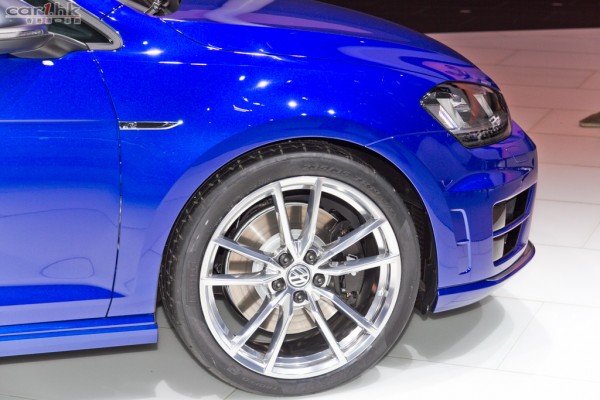 vw-golf-r-iaa-2013-05