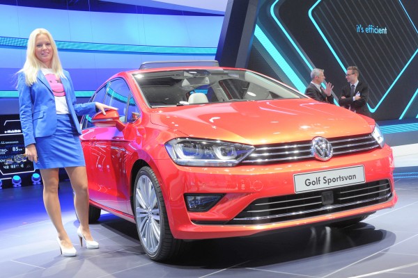 vw-golf-sportsvan-iaa-2013-01