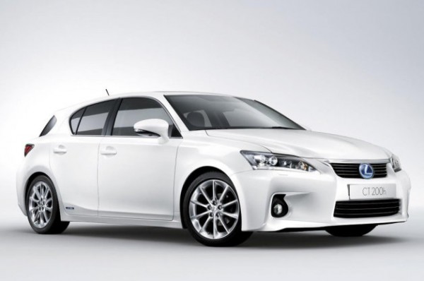 01-lexus-ct200h