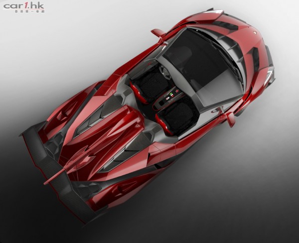 veneno-roadster-06