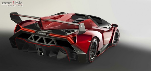 veneno-roadster-07