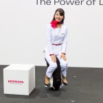Honda 發表 UNi-CUB β 單體座駕(東京車展 2013) Honda 發表 UNi-CUB β 單體座駕(東京車展 2013)