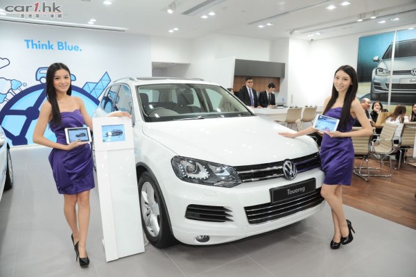 volkswagen-new-show-room-opening-02