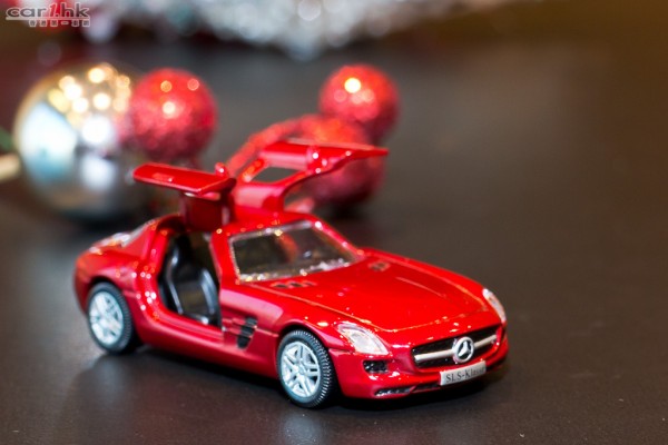 mercedes-benz-accessories_christmas-star-2013-08