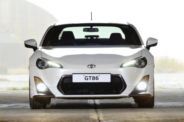 03-2013-toyota-gt86-trd