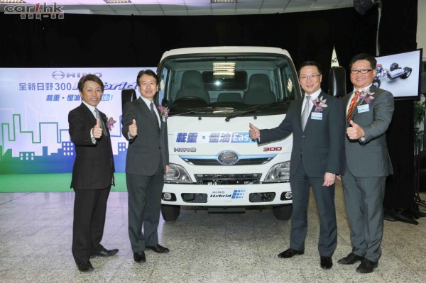 hino-hybrid-2014-02