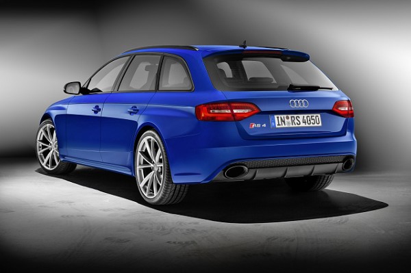 Audi-RS4-Avant-Nogaro-Selection-02