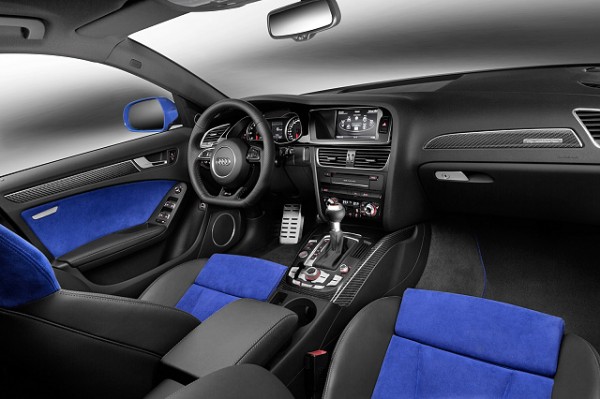 Audi-RS4-Avant-Nogaro-Selection-04