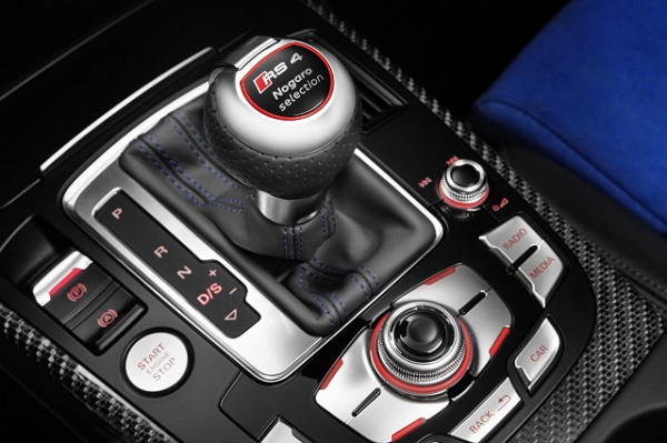 Audi-RS4-Avant-Nogaro-Selection-06